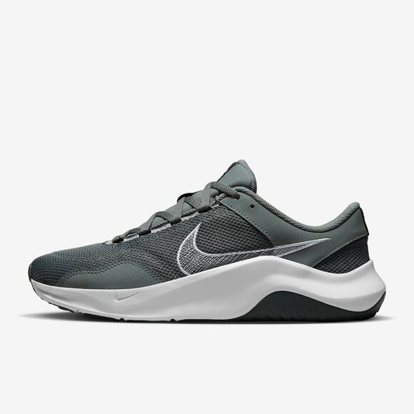 Nike Legend Essential 3 Next Nature 9.5 - Picture 1 of 6